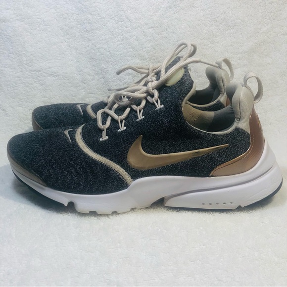 Nike Presto Fly SE Womens 8.5 Running Training Shoes Sneakers Grey Athletic - Picture 1 of 8
